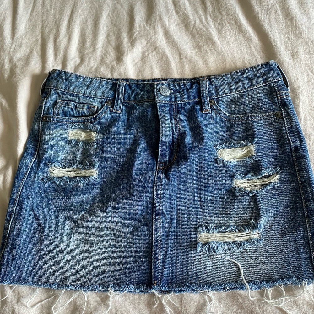 Aeropostale mini jean skirt size 4 - worn once